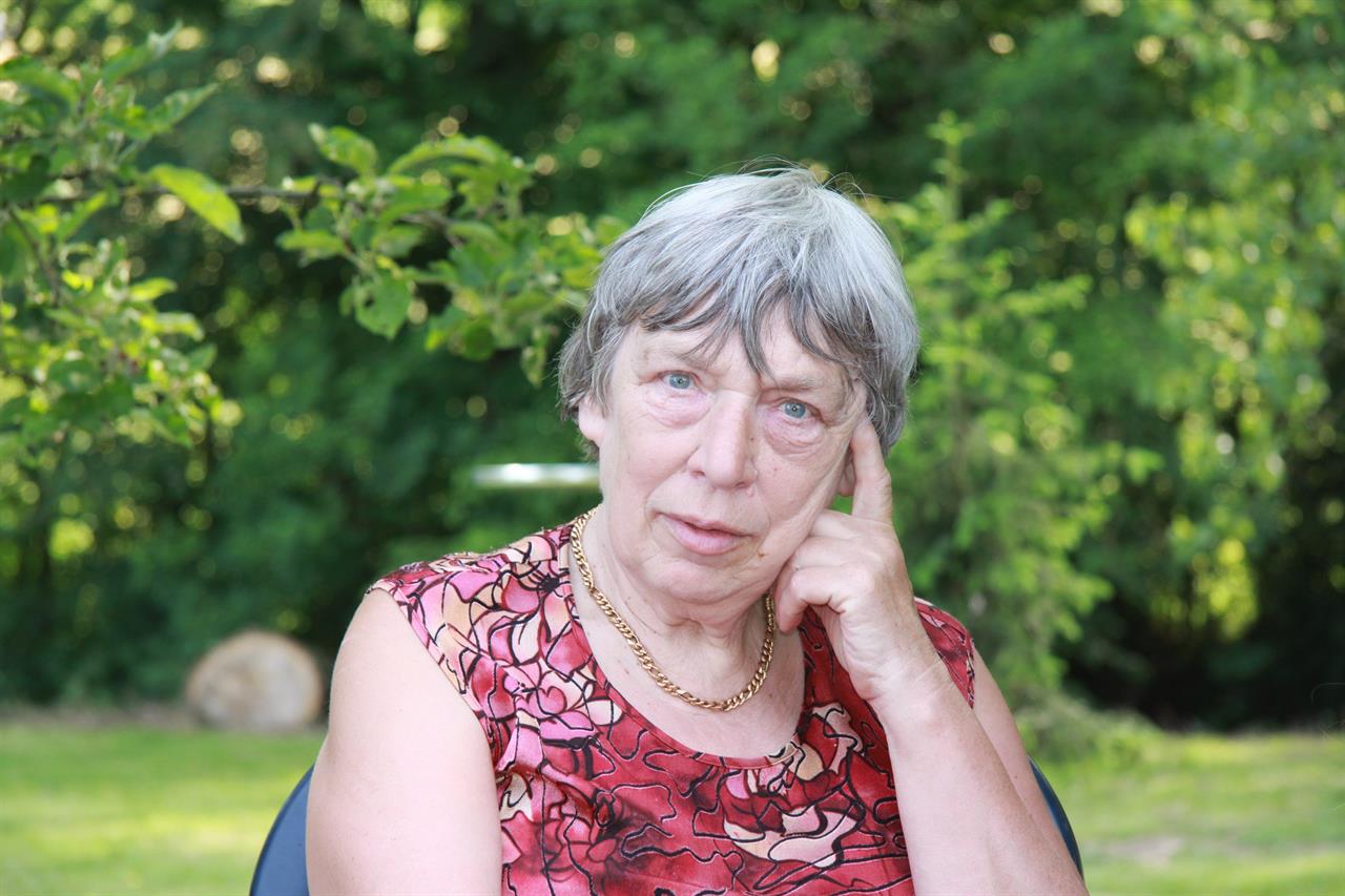 Den Tandt Uitvaartcentrum Overlijden Van Mevrouw Madeleine De Lange den-tandt-uitvaartcentrum-overlijden-van-mevrouw-madeleine-de-lange